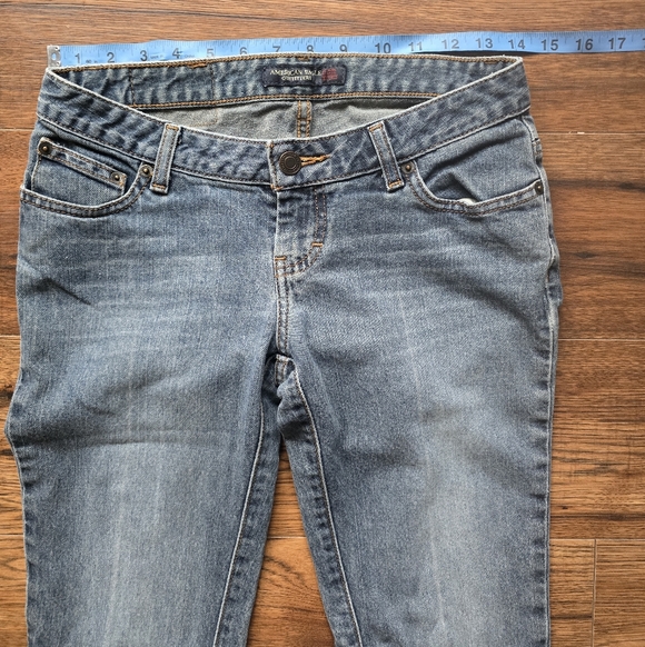 American Eagle Outfitters Flare Jeans - Picture 4 of 7